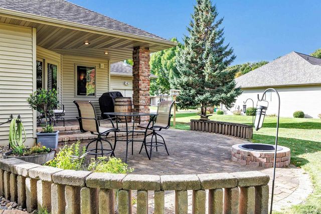 3235 HICKORY RIDGE LANE, Green Bay, WI 54311