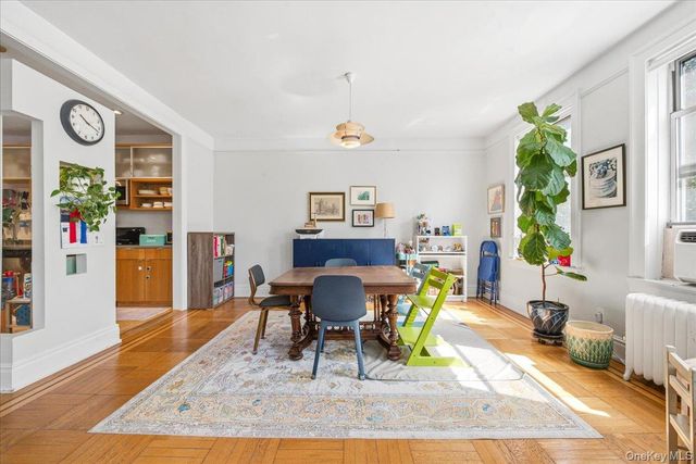 37-28 80th Street 31, Jackson Heights, NY 11372