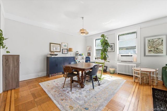37-28 80th Street 31, Jackson Heights, NY 11372