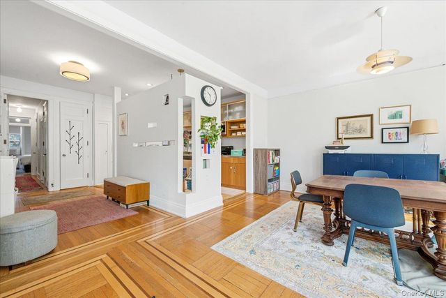 37-28 80th Street 31, Jackson Heights, NY 11372