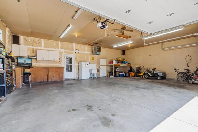 2537 Southcrest Avenue E, Maplewood, MN 55119