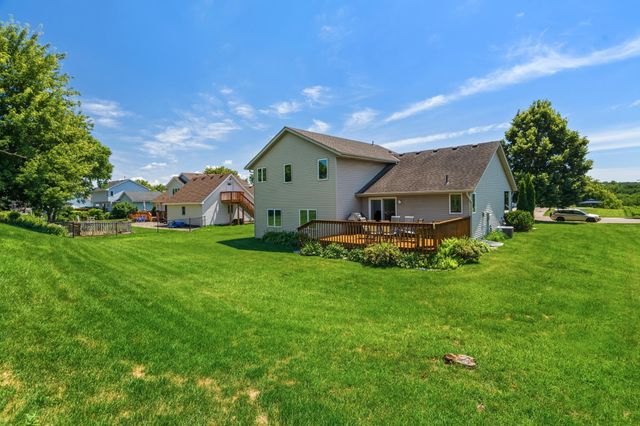 2537 Southcrest Avenue E, Maplewood, MN 55119