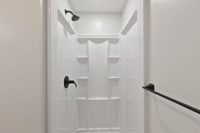 50 Hollow Ridge Drive, Nashua, NH 03062