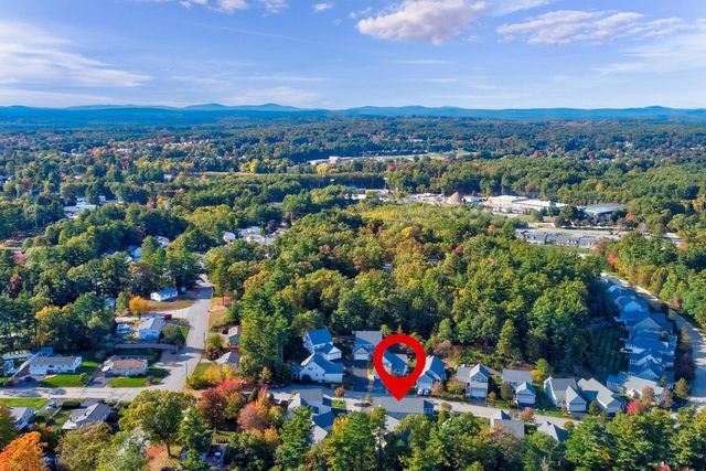 50 Hollow Ridge Drive, Nashua, NH 03062