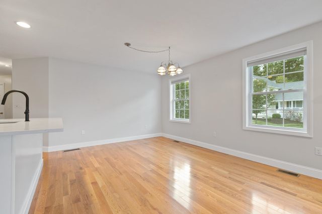 50 Hollow Ridge Drive, Nashua, NH 03062