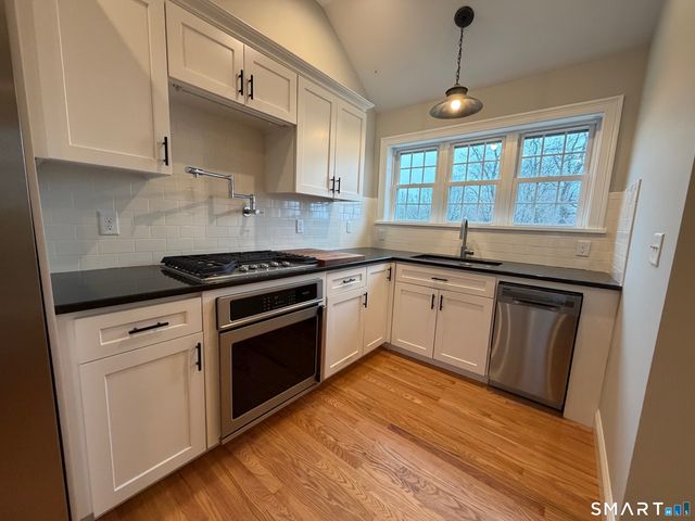 195 Hinman Road, Watertown, CT 06795