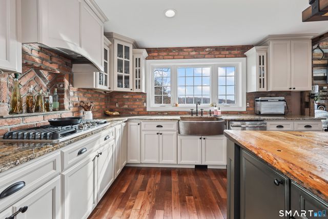 195 Hinman Road, Watertown, CT 06795