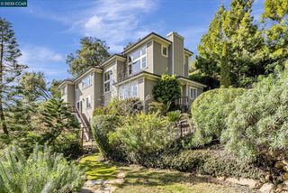 4 Berrybrook Hollow, Orinda, CA 94563