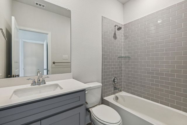 608 Portina Dr., Anna, TX 75409