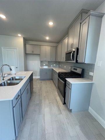 608 Portina Dr., Anna, TX 75409