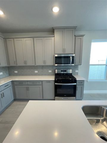 608 Portina Dr., Anna, TX 75409