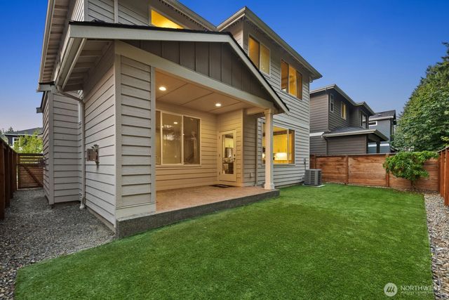 13437 Edmunds Parkway E, Bonney Lake, WA 98391