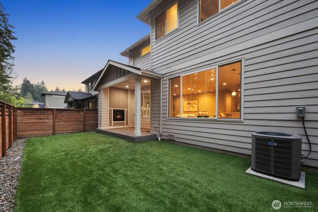 13437 Edmunds Parkway E, Bonney Lake, WA 98391