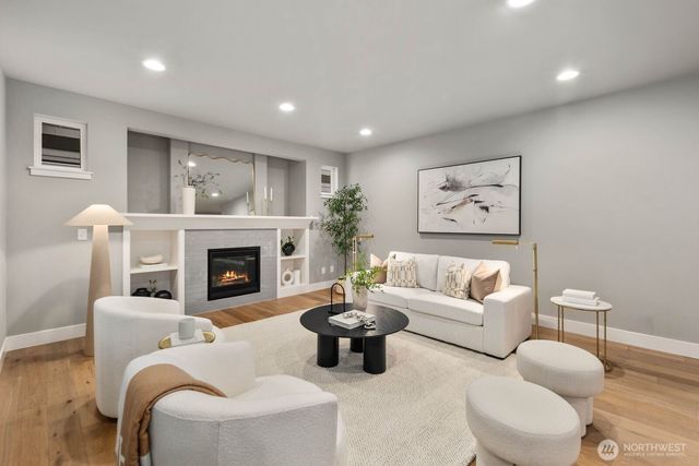 13437 Edmunds Parkway E, Bonney Lake, WA 98391