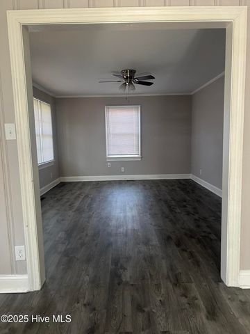 206 Waldrop Road, Dudley, NC 28333