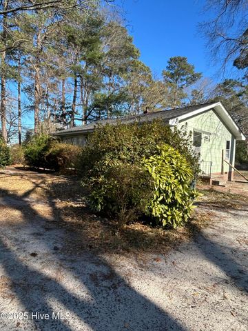 206 Waldrop Road, Dudley, NC 28333