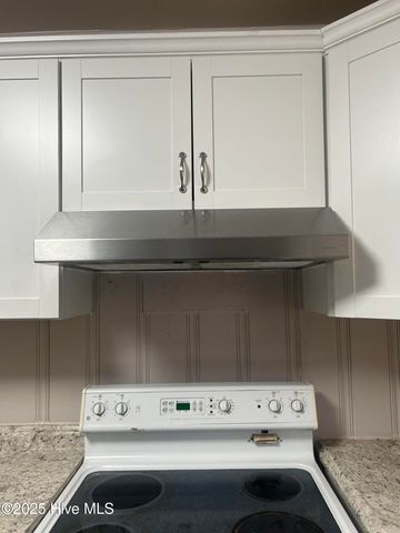 206 Waldrop Road, Dudley, NC 28333