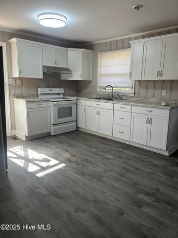 206 Waldrop Road, Dudley, NC 28333