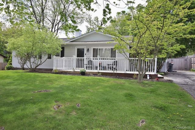 27 Cooper Drive, Monroe, NY 10950