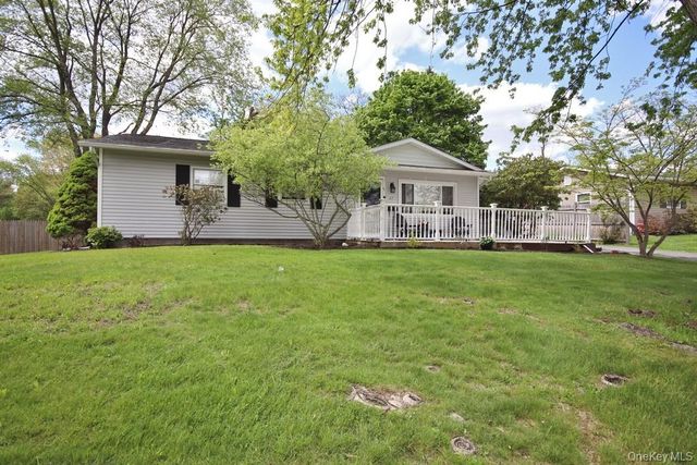 27 Cooper Drive, Monroe, NY 10950