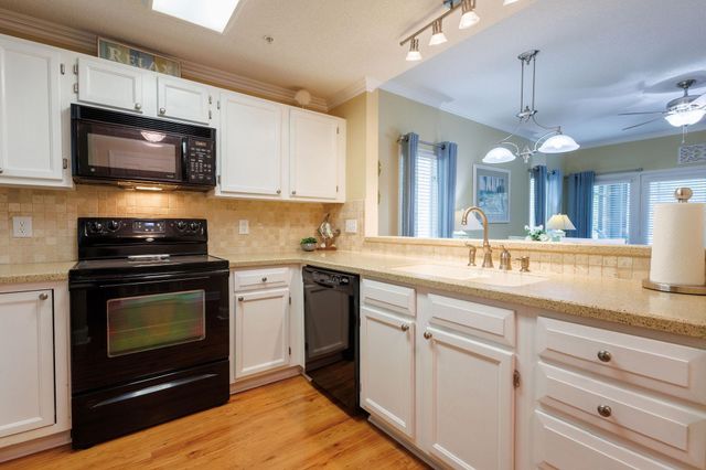 1221 Tidewater Dr Apt 1513, North Myrtle Beach, SC 29582