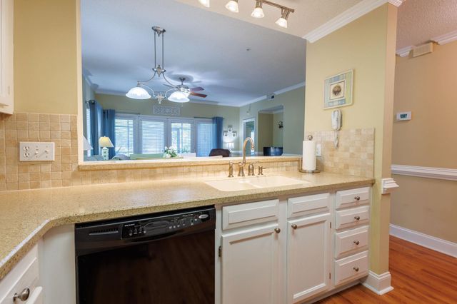 1221 Tidewater Dr Apt 1513, North Myrtle Beach, SC 29582