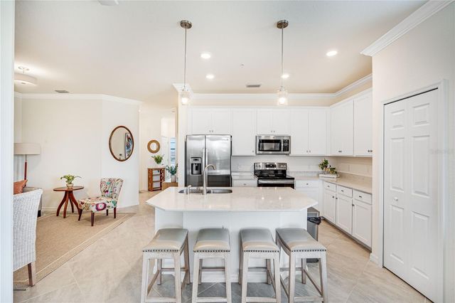 17724 GAWTHROP DRIVE 301, Bradenton, FL 34211