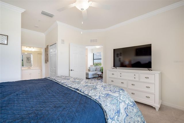 17724 GAWTHROP DRIVE 301, Bradenton, FL 34211