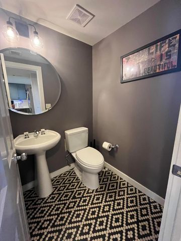 1026 9th Avenue N, Nashville, TN 37208