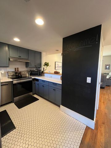 1026 9th Avenue N, Nashville, TN 37208