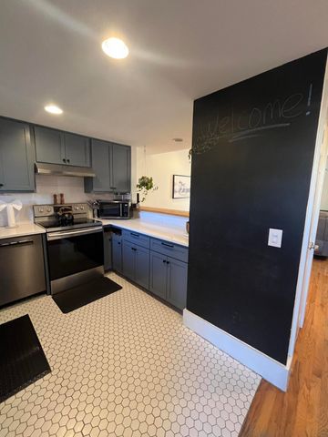 1026 9th Avenue N, Nashville, TN 37208