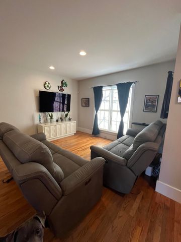 1026 9th Avenue N, Nashville, TN 37208