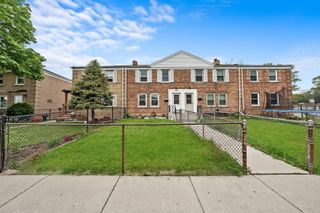 6404 S Lockwood Avenue, Chicago, IL 60638