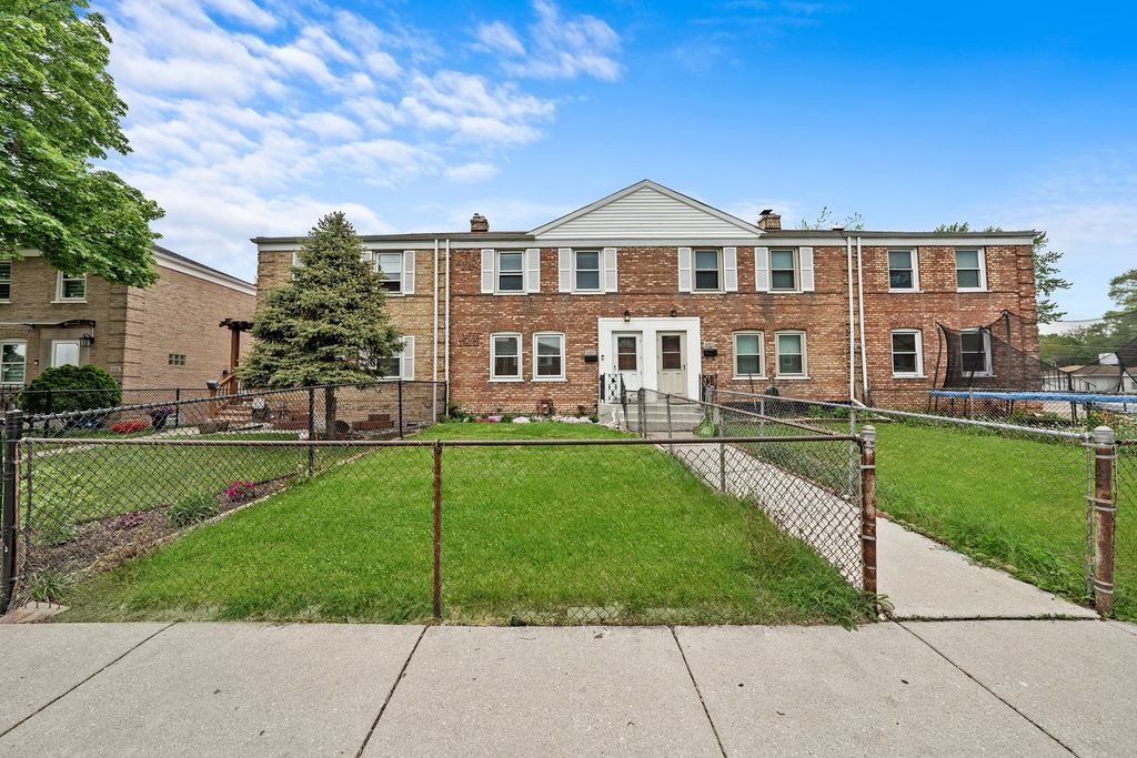 6404 S Lockwood Avenue, Chicago, IL 60638