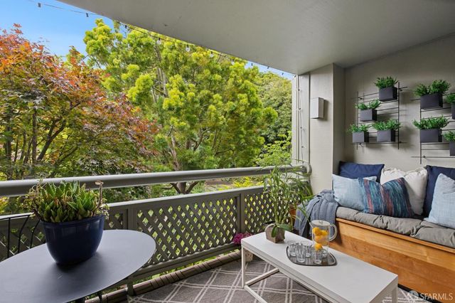 1909 Eddy Street 2, San Francisco, CA 94117