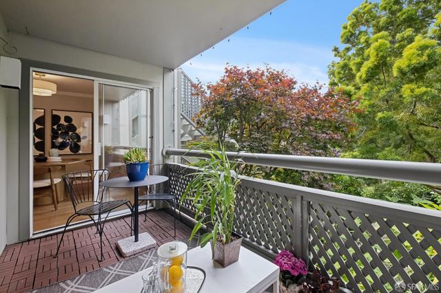 1909 Eddy Street 2, San Francisco, CA 94117