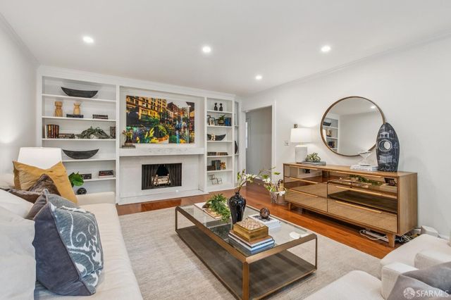 1909 Eddy Street 2, San Francisco, CA 94117