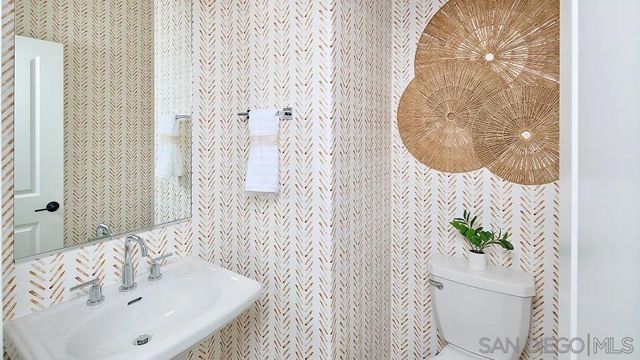 372 Beaker Road, San Marcos, CA 92078