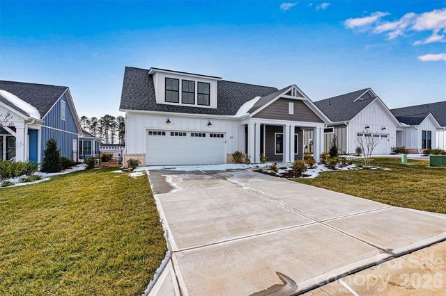 235 Alenda Lux Circle, Mooresville, NC 28115