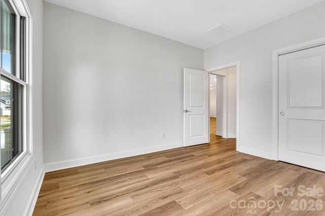 235 Alenda Lux Circle, Mooresville, NC 28115
