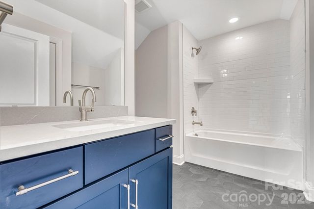 235 Alenda Lux Circle, Mooresville, NC 28115