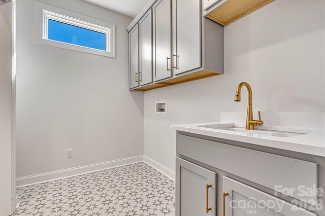 235 Alenda Lux Circle, Mooresville, NC 28115