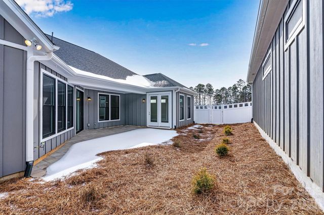 235 Alenda Lux Circle, Mooresville, NC 28115