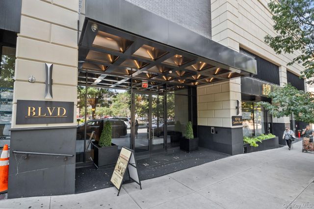 107-06 Queens Boulevard 10E, Forest Hills, NY 11375