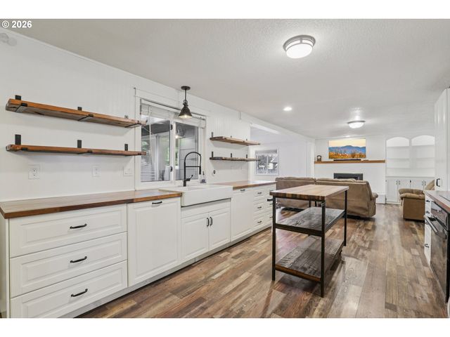 5545 Sw 191ST Ct, Beaverton, OR 97078