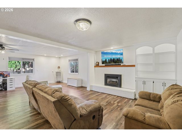 5545 Sw 191ST Ct, Beaverton, OR 97078