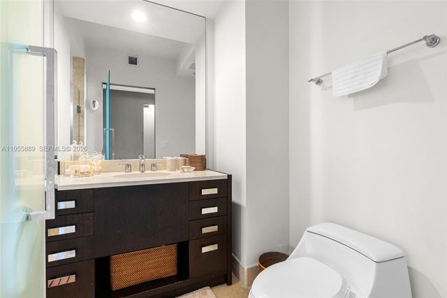 18201 Collins Ave 709, Sunny Isles Beach, FL 33160