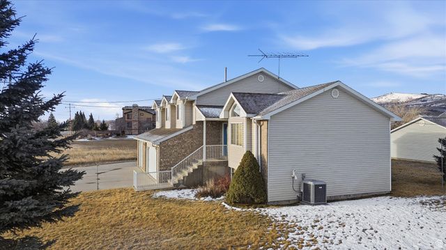 129 N 100 W, Garden City, UT 84028