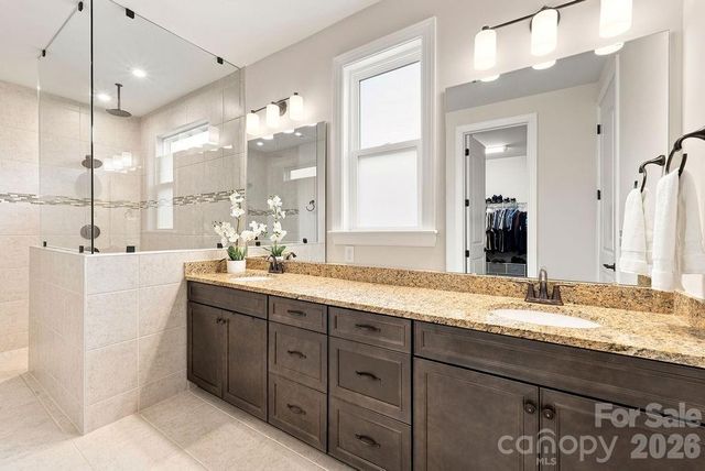 9427 Liberty Hill Drive, Charlotte, NC 28227