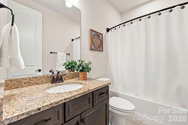 9427 Liberty Hill Drive, Charlotte, NC 28227